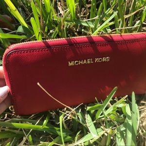 Michael Kors wallet